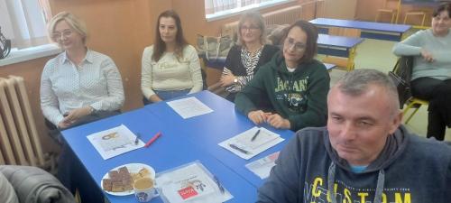 IMG-c44eb1e784978f1c8bed3b3b000c1cb8-V